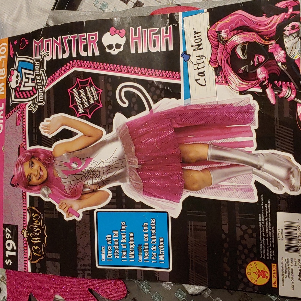 Monster High Catty Noir costume size 8-10